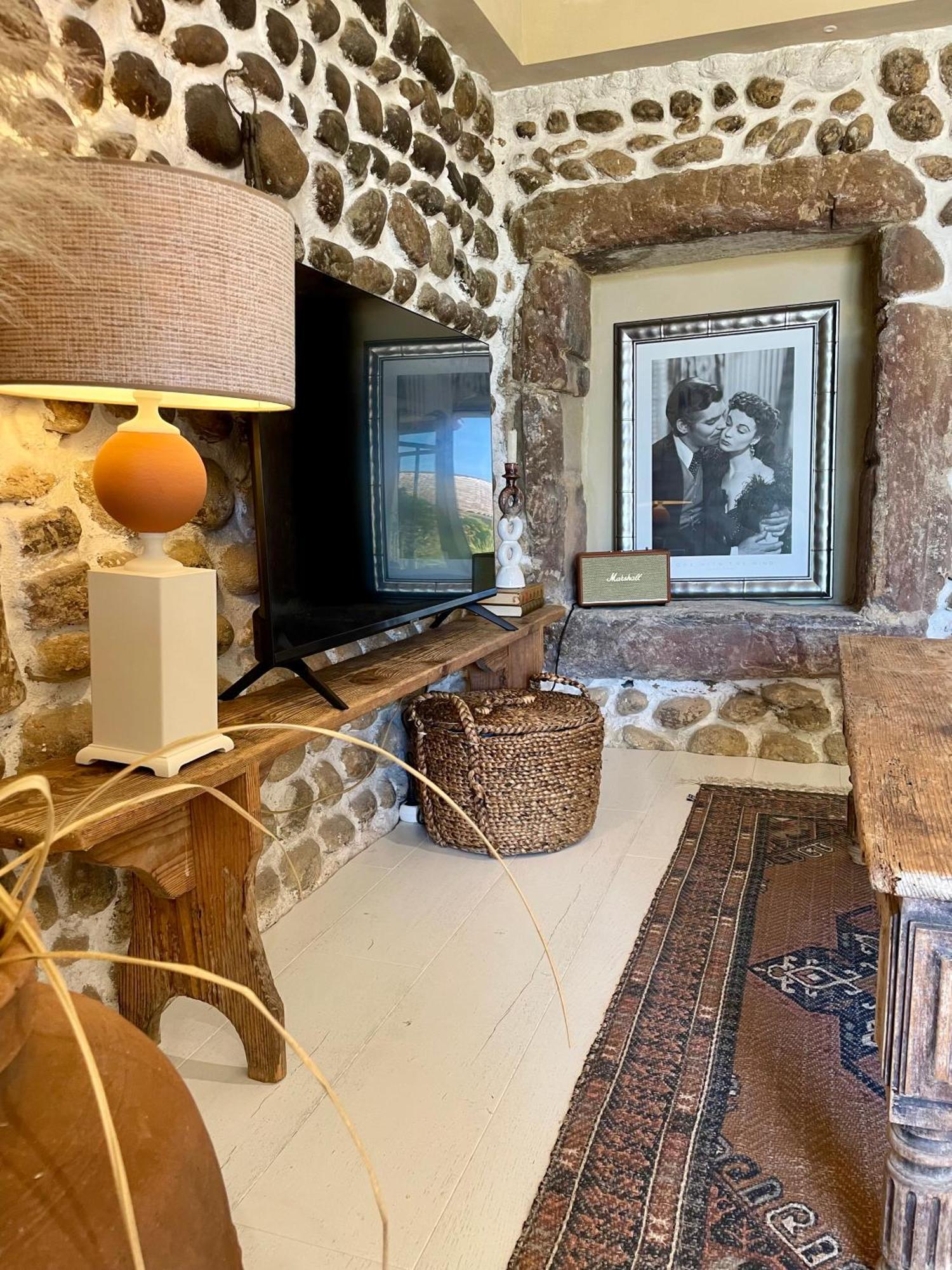 La Suite Dromoise 1809 Saint-Paul-les-Romans Екстер'єр фото