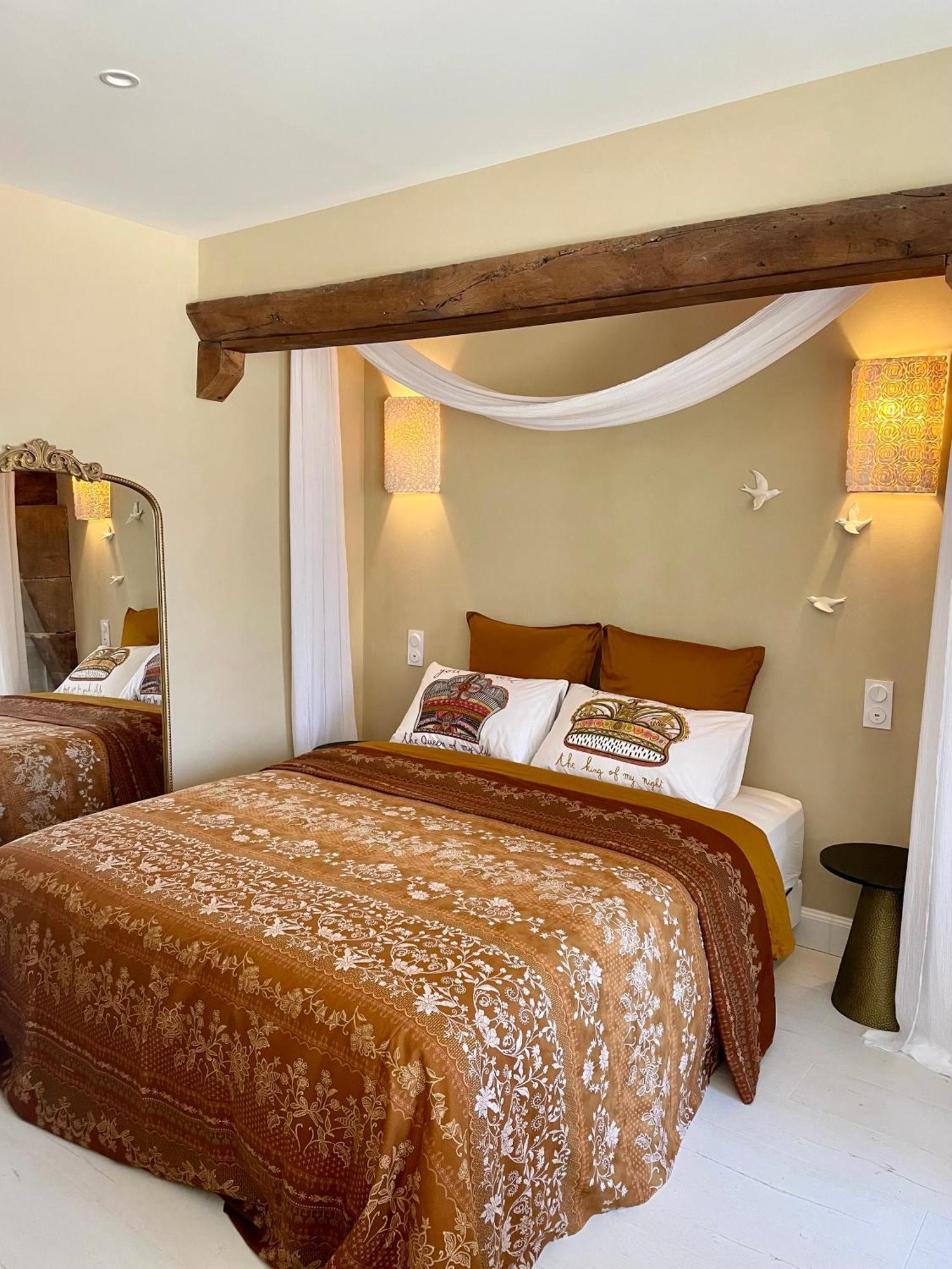 La Suite Dromoise 1809 Saint-Paul-les-Romans Екстер'єр фото